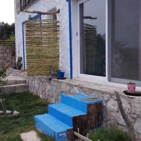 Beyaz Ev Homestay *
