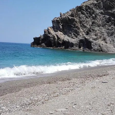 Beyaz Ev Karaburun (Izmir)