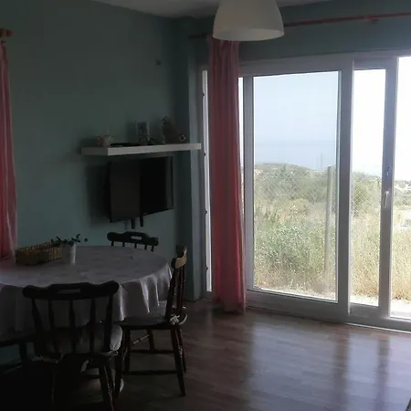 Beyaz Ev Karaburun (Izmir)