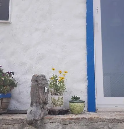 Beyaz Ev Karaburun (Izmir)